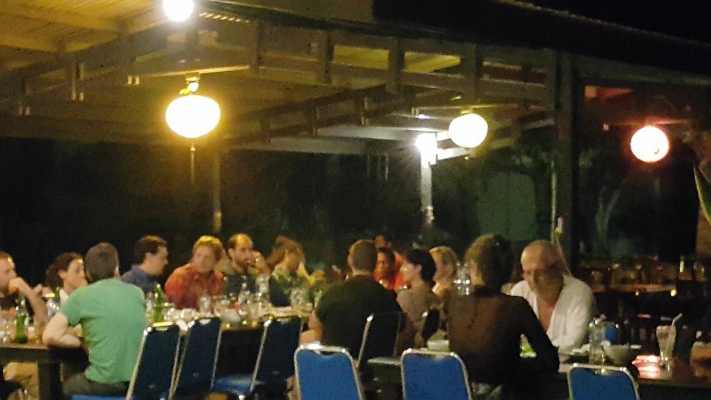 Kampoeng Nelayan Hotel Palu Ngoại thất bức ảnh