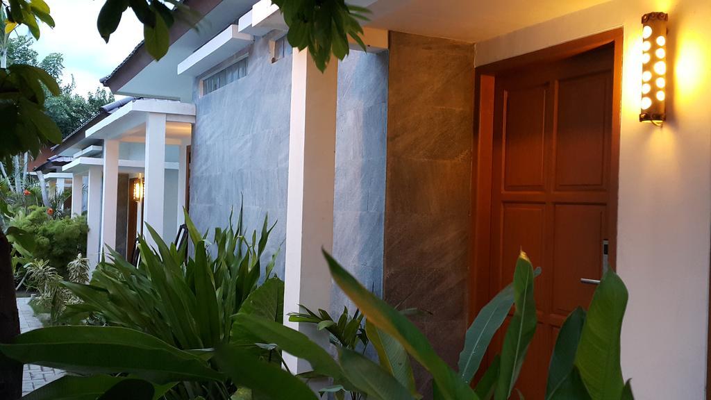 Kampoeng Nelayan Hotel Palu Phòng bức ảnh