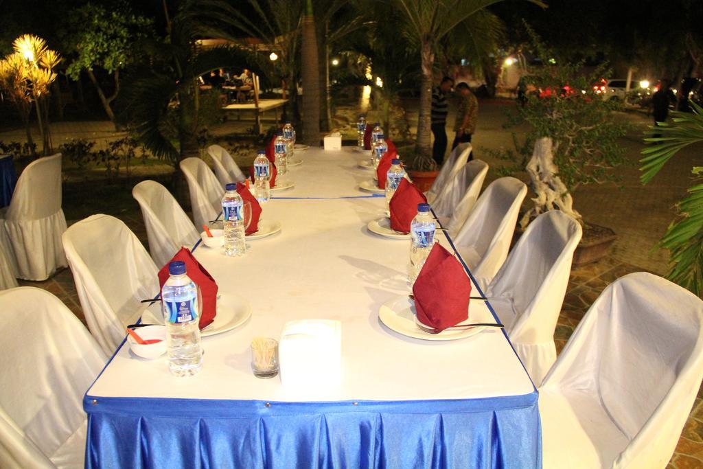 Kampoeng Nelayan Hotel Palu Ngoại thất bức ảnh