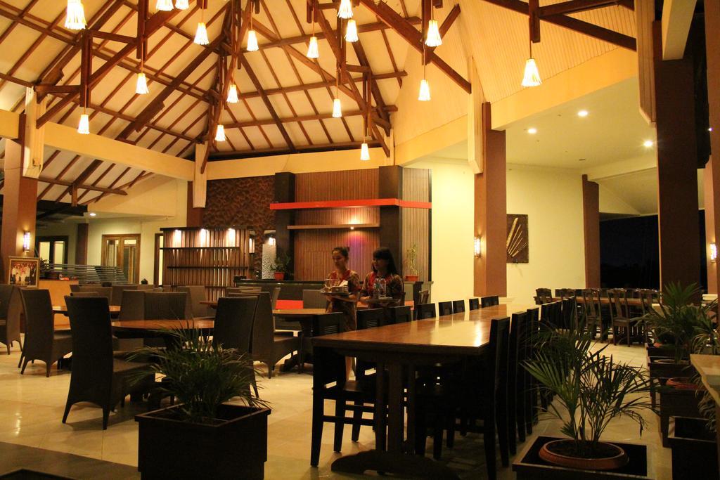 Kampoeng Nelayan Hotel Palu Ngoại thất bức ảnh